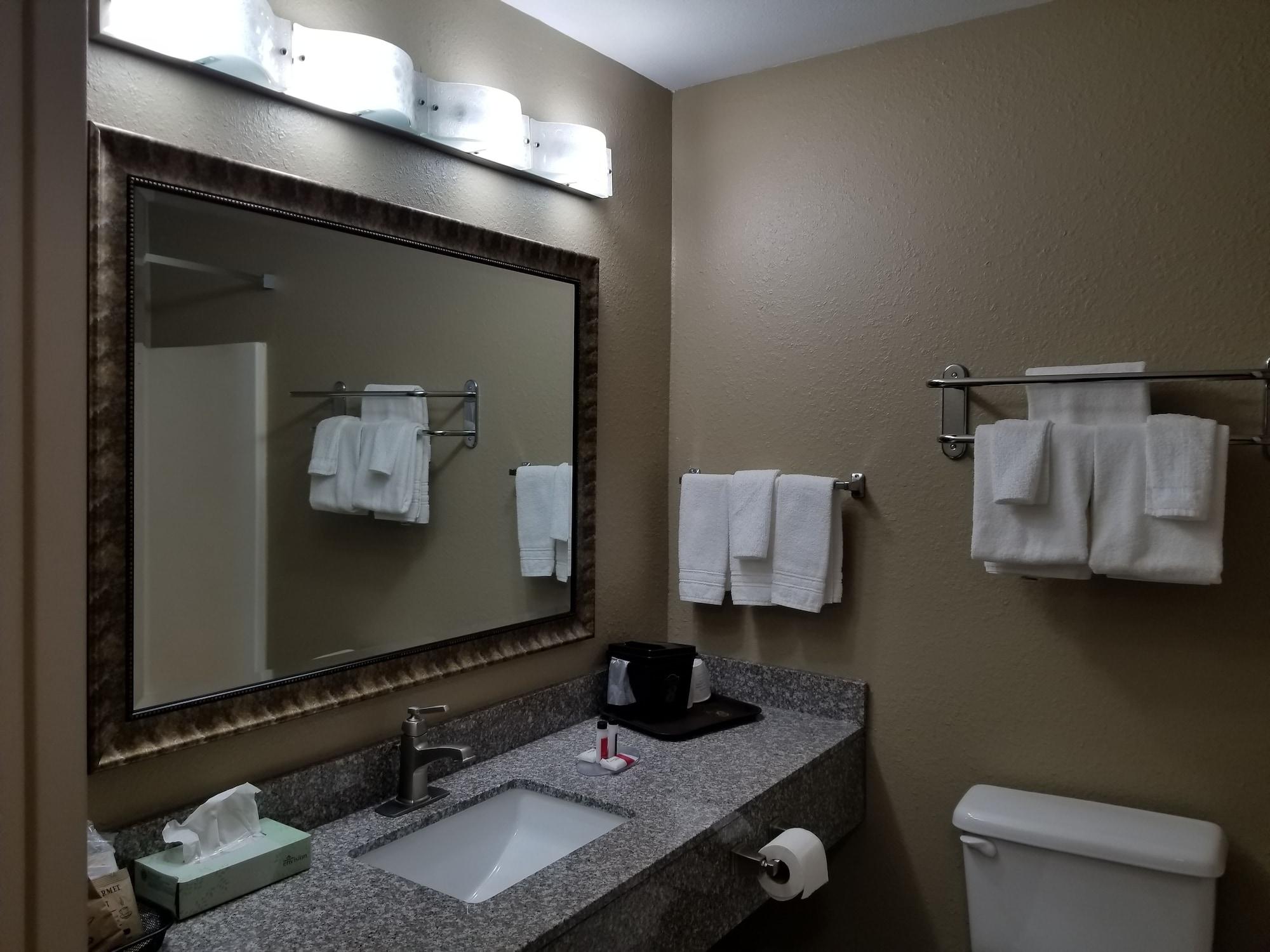 Hotel Super 8 By Wyndham Bellefontaine Extérieur photo
