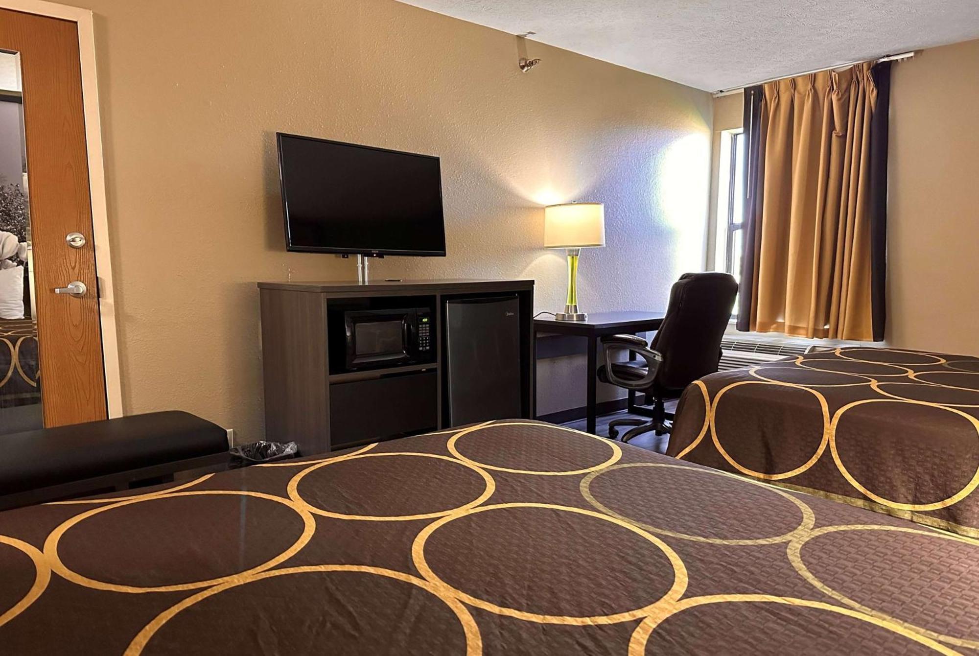 Hotel Super 8 By Wyndham Bellefontaine Extérieur photo