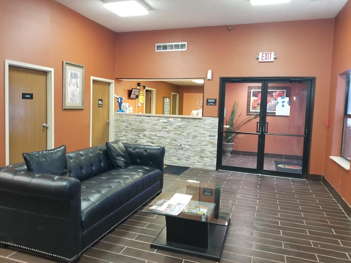 Hotel Super 8 By Wyndham Bellefontaine Extérieur photo