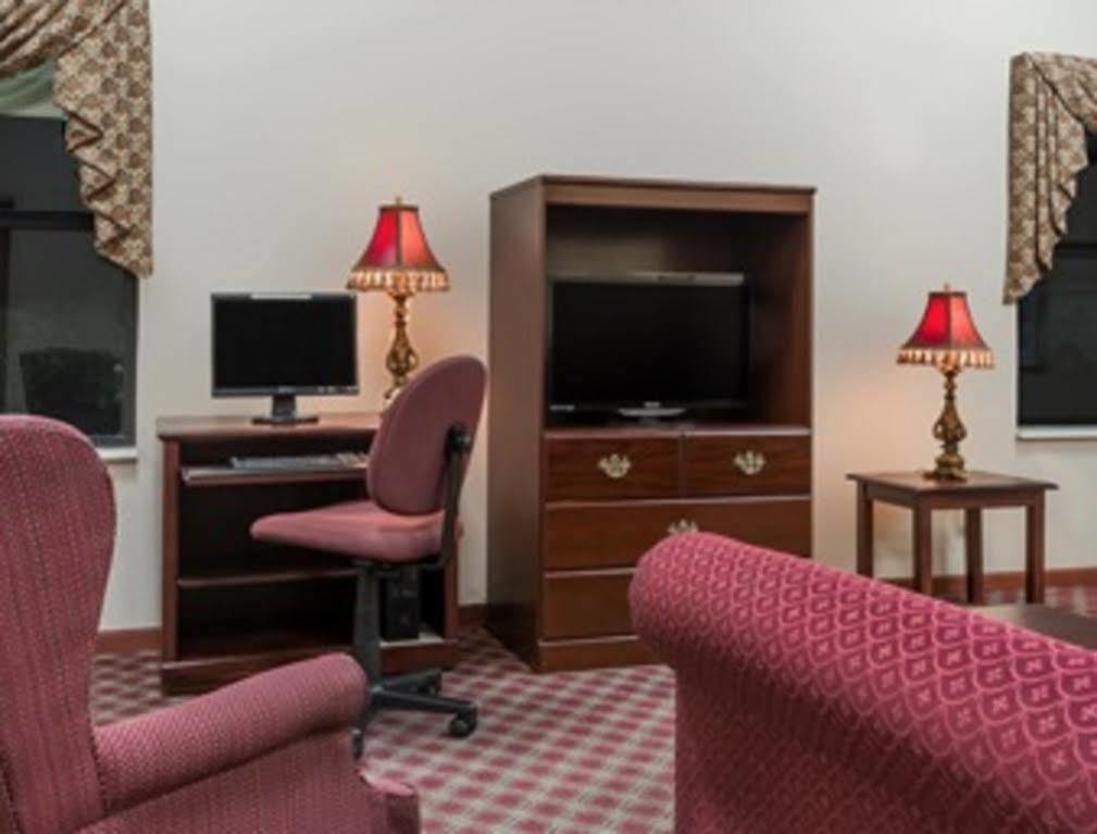 Hotel Super 8 By Wyndham Bellefontaine Extérieur photo
