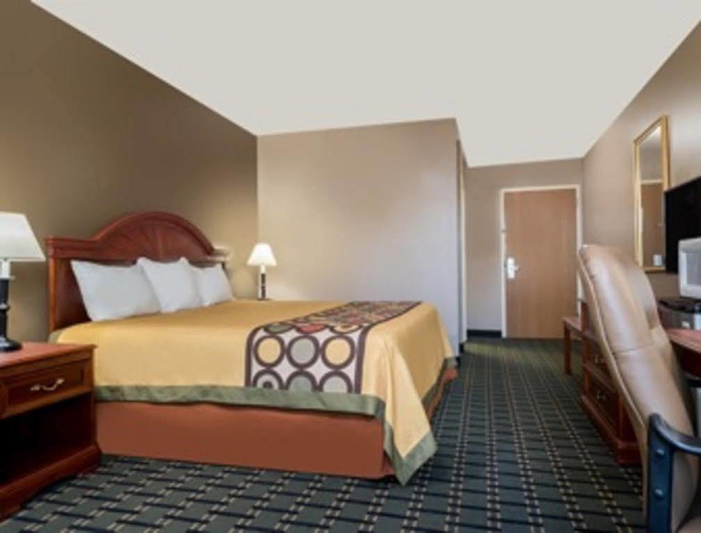 Hotel Super 8 By Wyndham Bellefontaine Extérieur photo