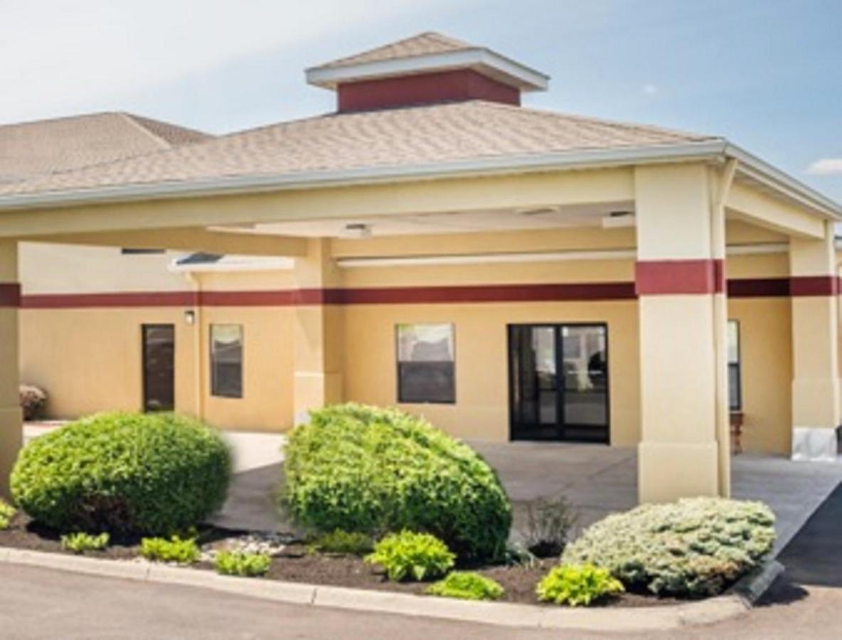 Hotel Super 8 By Wyndham Bellefontaine Extérieur photo
